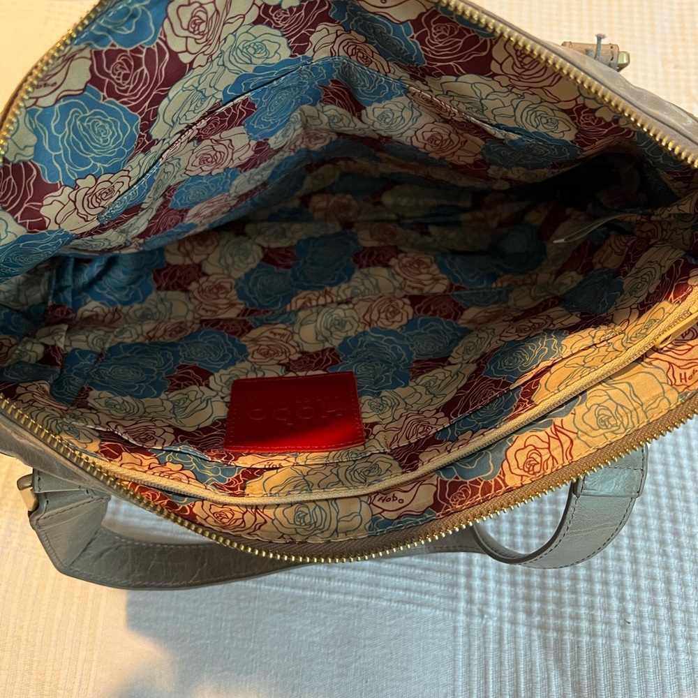 Hobo Women's Gray Leather Bag - Picture 5 of 5